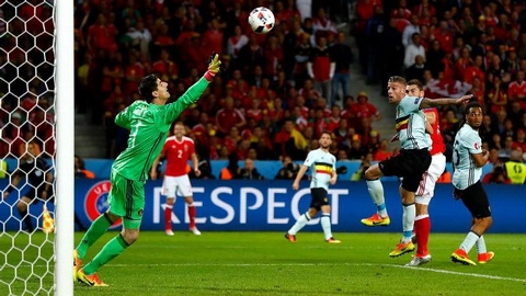 Thua sốc Wales, ĐT Bỉ bắt đầu lục đục nội bộ