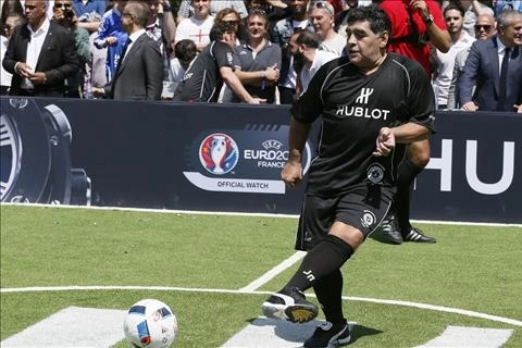 Maradona dự đoán thế nào về trận Pháp vs Iceland?