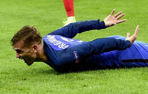 Antoine Griezmann: Bùng nổ ở vị trí “số 10”