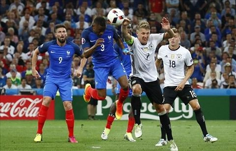 Quan điểm trọng tài: Ông Rizzoli đã thổi penalty chính xác