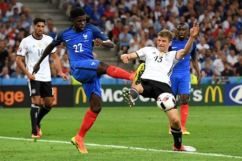 Samuel Umtiti: Bệ phóng đưa Pháp tới ngưỡng cửa thiên đường