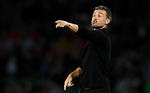 Trợ lý tiết lộ thông tin ít ai biết về sự vắng mặt của HLV TBN