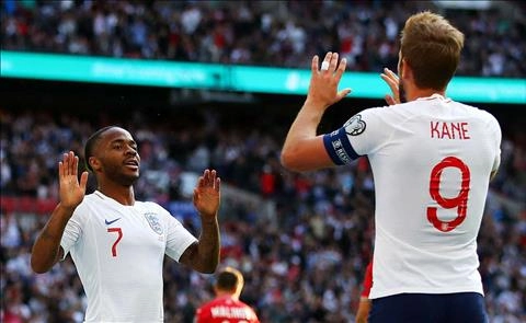 Sterling cảnh tỉnh hàng công khủng của ĐT Anh