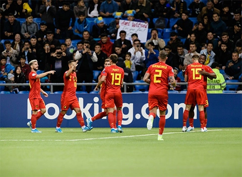 Kazakhstan 0-2 Bỉ: Giữ vững mạch toàn thắng
