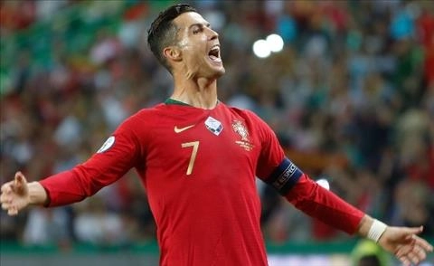 CR7: “Tôi không đi tìm kỷ lục, chúng nó tự đến với tôi!”