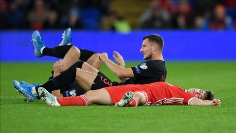 Sao MU lên tiếng về pha va chạm bất tỉnh trên sân đấu