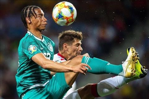 Ảnh chế: Leroy Sane trở thành trò cười với biểu cảm hài hước