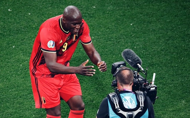 Lukaku tiết lộ kế hoạch cảm động để tiếp sức Eriksen ở trận gặp Đan Mạch