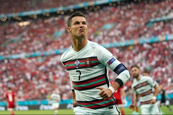 ĐT Bồ Đào Nha không chỉ có mình Ronaldo