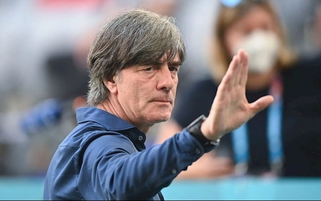 Mổ băng: Chiến thắng kiêu hãnh và lạnh lùng của người Đức