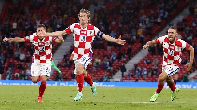 Bài dự thi: Luka Modric - Ngọn hải đăng tuổi U40 của Croatia