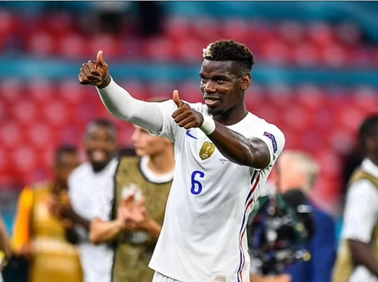 Deschamps lý giải vì sao Pogba ở Pháp hay hơn ở MU