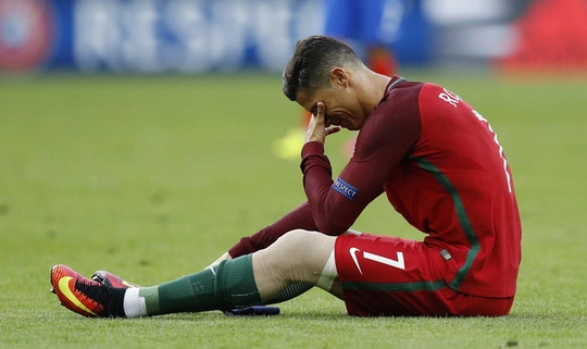 Đội hình xuất sắc nhất vòng bảng Euro 2020: Không có Ronaldo