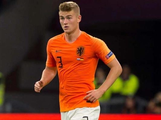 Matthijs de Ligt đi vào lịch sử bóng đá Hà Lan