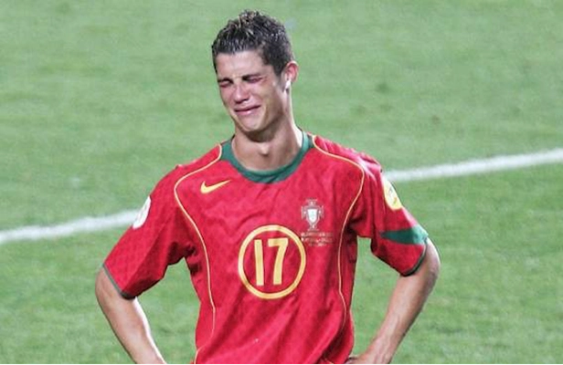 Bài dự thi: Cristiano Ronaldo - Từ giọt nước mắt tuổi 19 đến chân sút vĩ đại nhất lịch sử các kỳ Euro và còn hơn thế nữa!