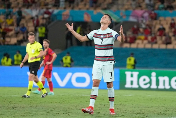 Bồ Đào Nha đi vào lịch sử Euro với thành tích không thể tin được