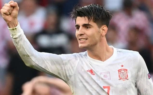 Ghi bàn cứu rỗi TBN, Morata vươn lên sánh ngang sát thủ Fernando Torres