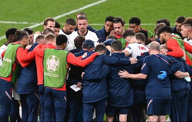 Bài dự thi: Nước Anh và... Messi!