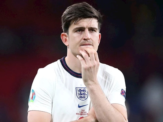 Bố của Harry Maguire bị gãy xương sườn vì Euro 2020