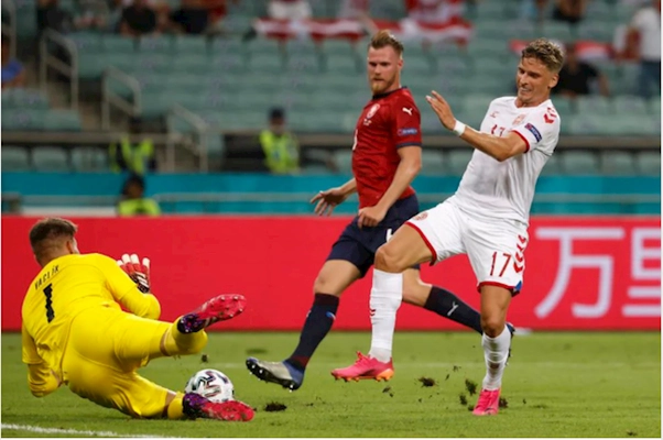 Họ nói gì sau trận CH Séc 1-2 Đan Mạch?