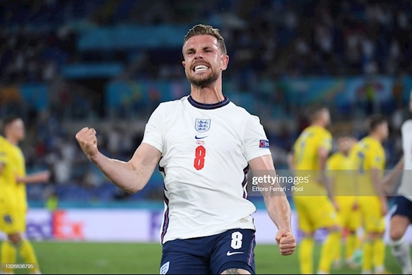 Henderson: ĐT Anh không được phép ngủ quên trên chiến thắng