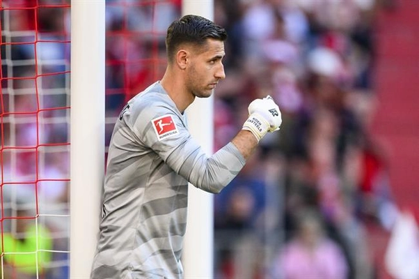 Thủ môn Koen Casteels tự tin thay thế được Courtois ở ĐT Bỉ