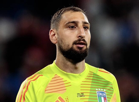 Donnarumma: Italia quá nóng vội dẫn tới những sai sót