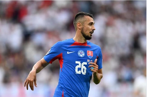 Thua cay đắng trước Anh, dàn sao Slovakia nói gì?