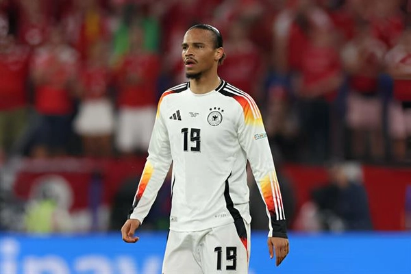 Vì sao HLV Nagelsmann để Sane đá chính trước Tây Ban Nha?