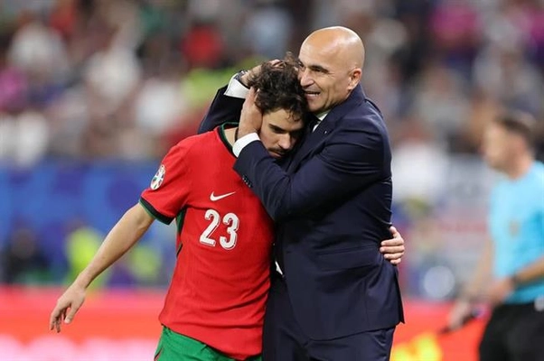 Roberto Martinez: Bồ Đào Nha thua trên thế thắng trước Pháp