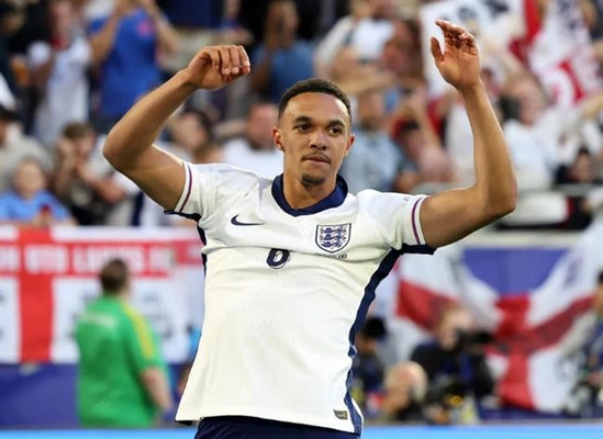 Trent Alexander-Arnold tiết lộ thú vị sau trận thắng Thụy Sĩ
