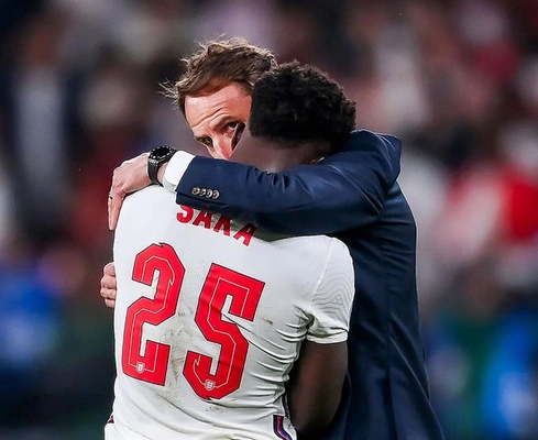 Kết quả Anh vs Thụy Sĩ Euro 2024: Bukayo Saka giải nguy, 11m cân não
