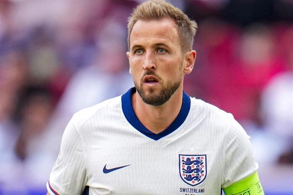 Neville: Harry Kane là cầu thủ vĩ đại nhất lịch sử bóng đá Anh