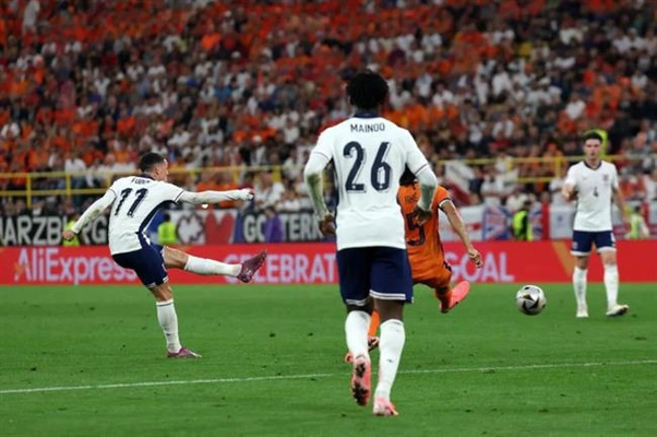 Ngày đặc biệt với Kobbie Mainoo