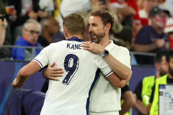 Harry Kane gửi lời chia tay HLV Gareth Southgate