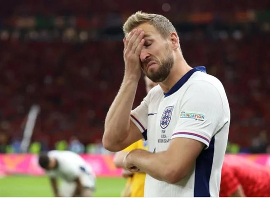 Gareth Southgate giải thích quyết định thay Harry Kane