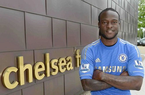 Moses tháo gỡ bế tắc cho Chelsea