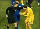 Pha vào bóng rợn người của sao Ukraina
