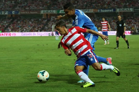 Real Madrid chiến thắng nhờ sai lầm của trọng tài