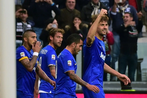 Juventus 2-0 Palermo: Hơn cà 3 điểm và thành tích bất bại