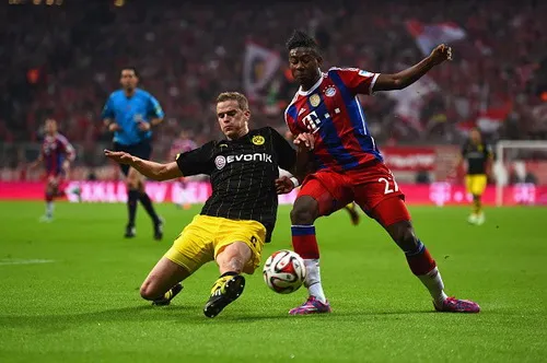 Highlights: Bayern Munich 2-1 Dortmund (Vòng 10 Bundesliga)