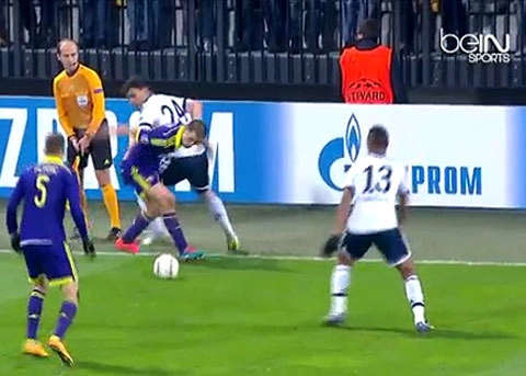 Những pha bóng kỹ thuật đẳng cấp tại Champions League