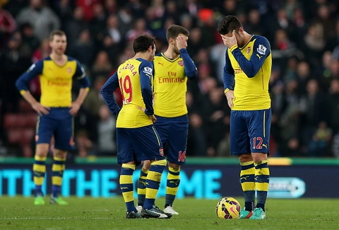 Video bàn thắng: Stoke 3-2 Arsenal (Vòng 15 Premier League)