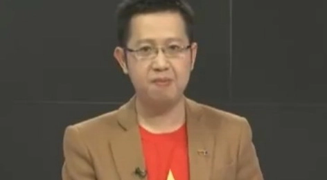 Clip BLV Việt Khuê hát “gót hồng” chế cổ vũ ĐTVN