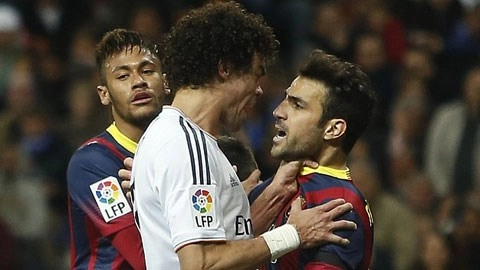 Fabregas lĩnh đòn thiết đầu công của Pepe