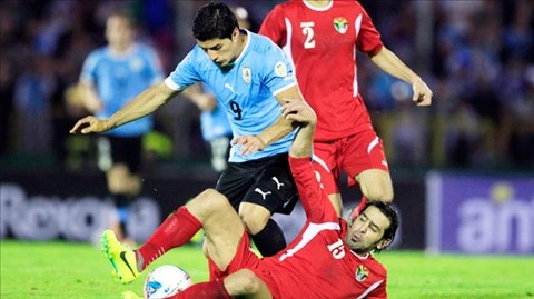 Không Suarez, Uruguay vẫn hạ Bắc Ireland