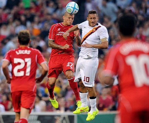 Giao hữu mùa hè: Liverpool chết đứng đúng phút 90