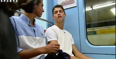 Thời tuổi teen sôi nổi của Quả bóng vàng Ronaldo