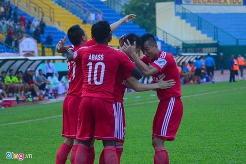 Năm bàn thắng đẹp nhất vòng 11 V-League 2015