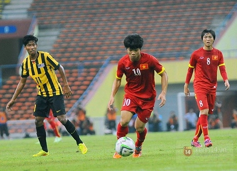 Cú solo mê hồn, đẹp hơn Messi của Công Phượng